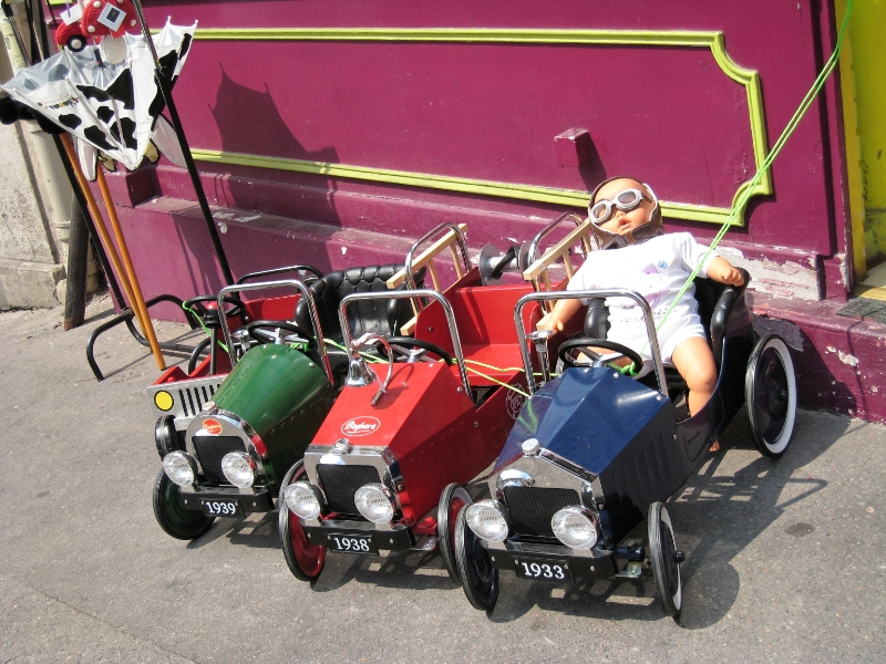 Old toy cars, Paris France.jpg